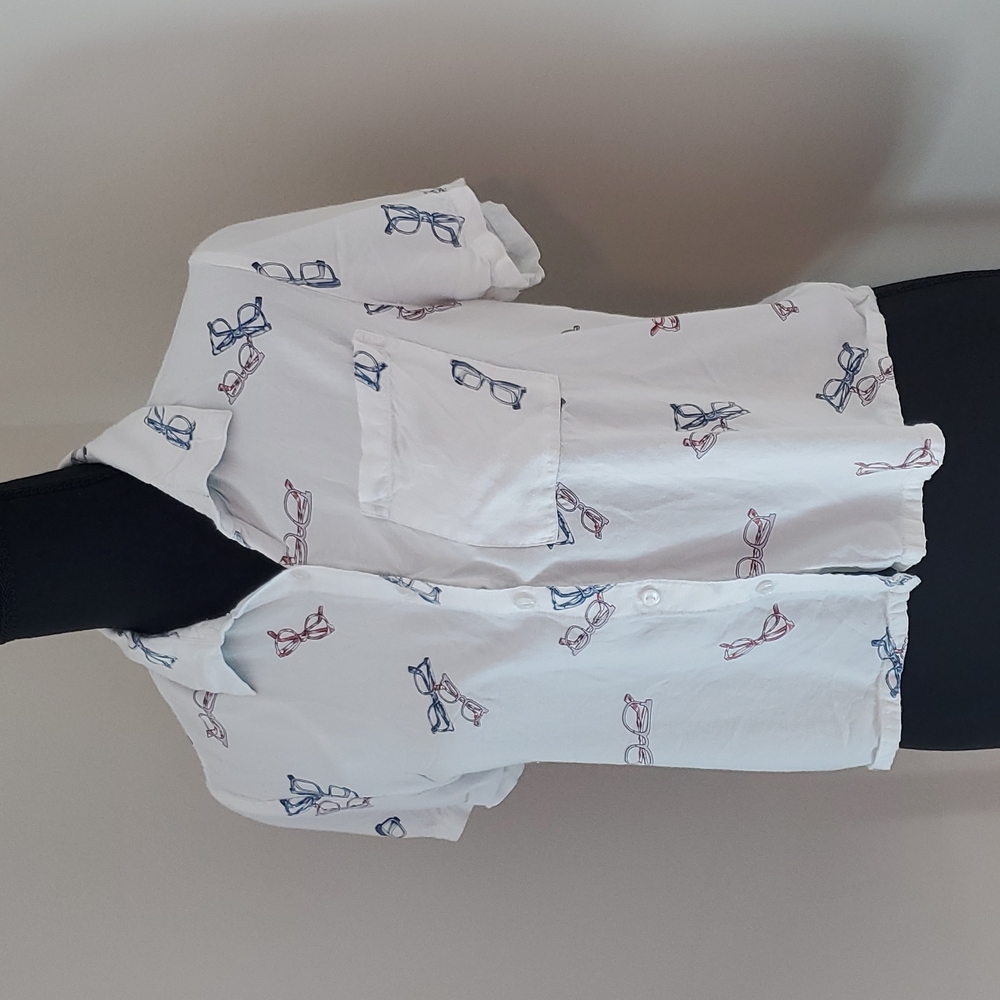Neutral Cropped Button Down Novelty Top, Japna, Glasses Print, Medium